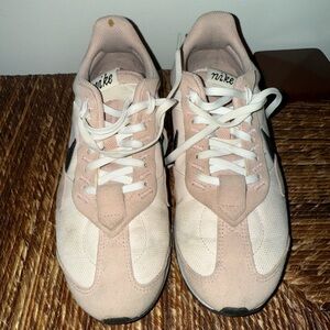 Nike Air Max Pre-Day shoes